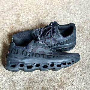 On Cloudmonster men’s running shoes size 12